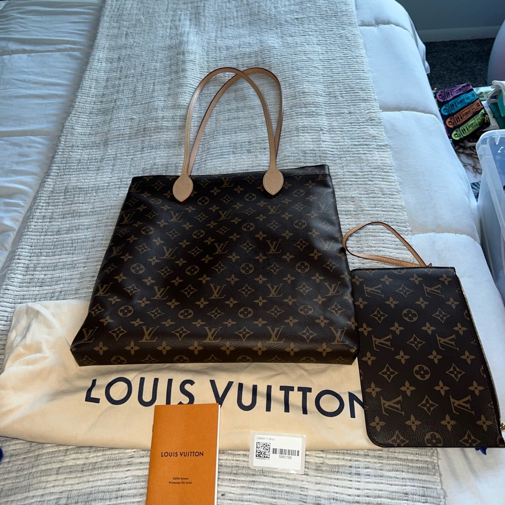 Louis Vuitton Carry It Brown Monogram Tote w/ Wristlet